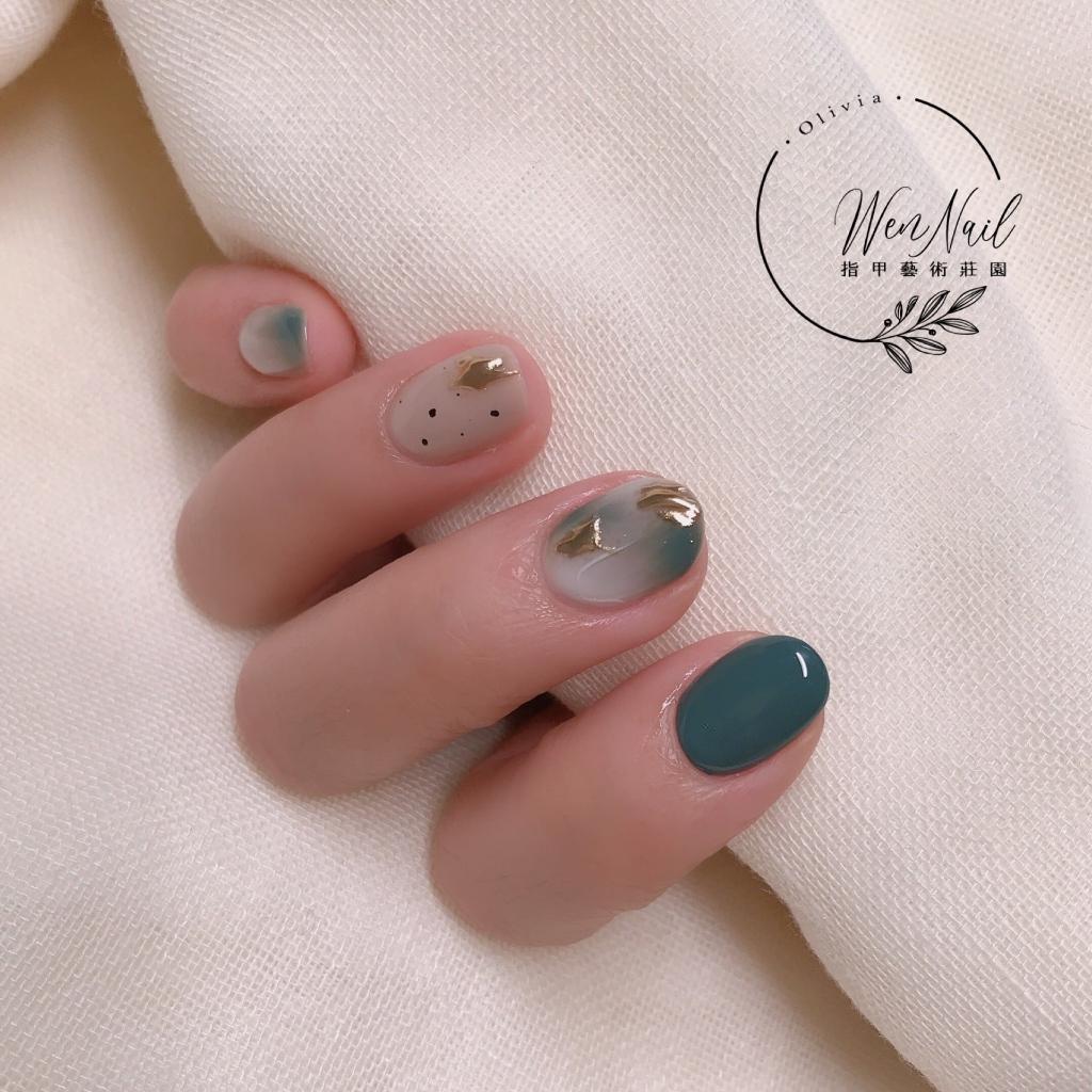 台南永康美甲推薦-霧霧藍綠 × 金箔點綴